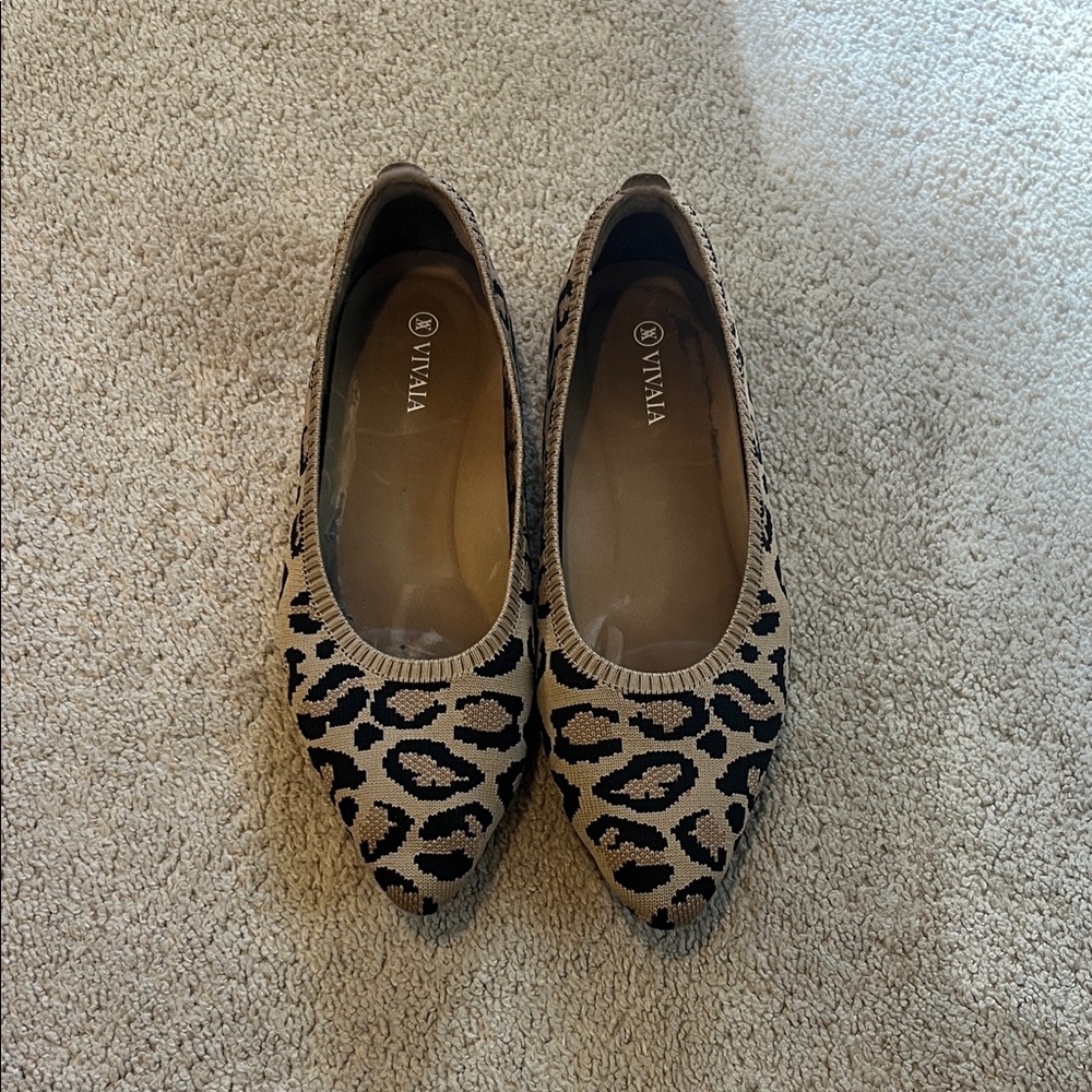 VIVAIA Leopard Print Women's Flats - Black and Tan